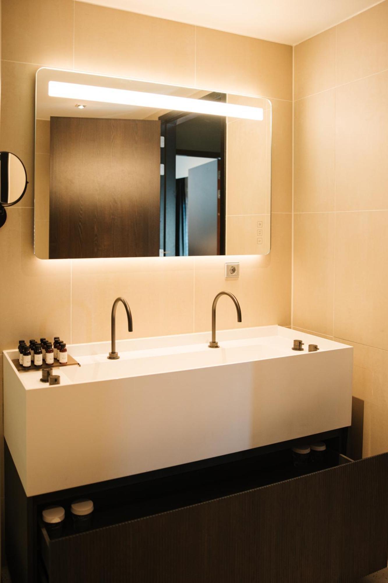 Hotel & Spa Savarin - Rijswijk, האג מראה חיצוני תמונה